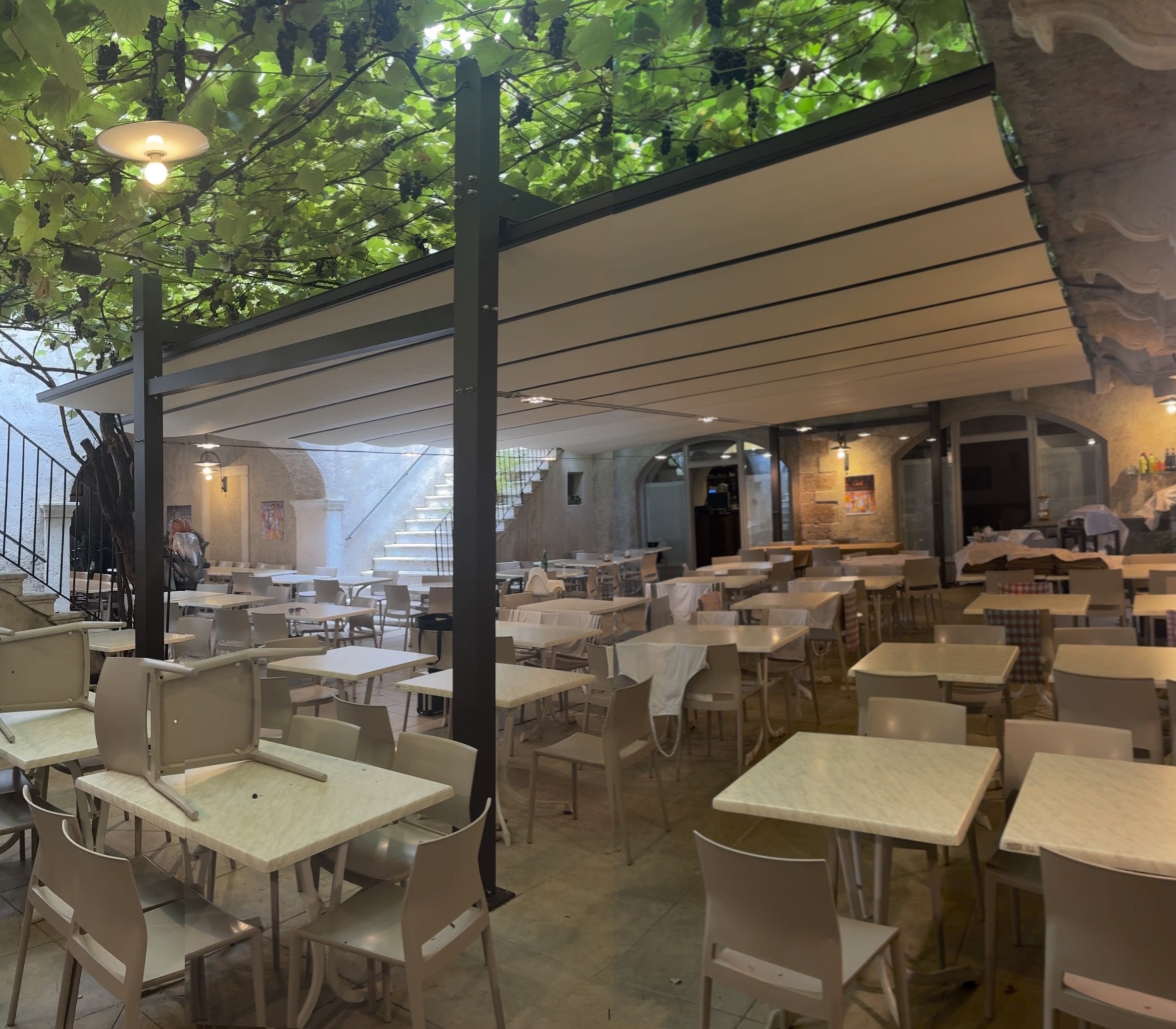 installazione vela ombreggiante ristorante alla lega trento