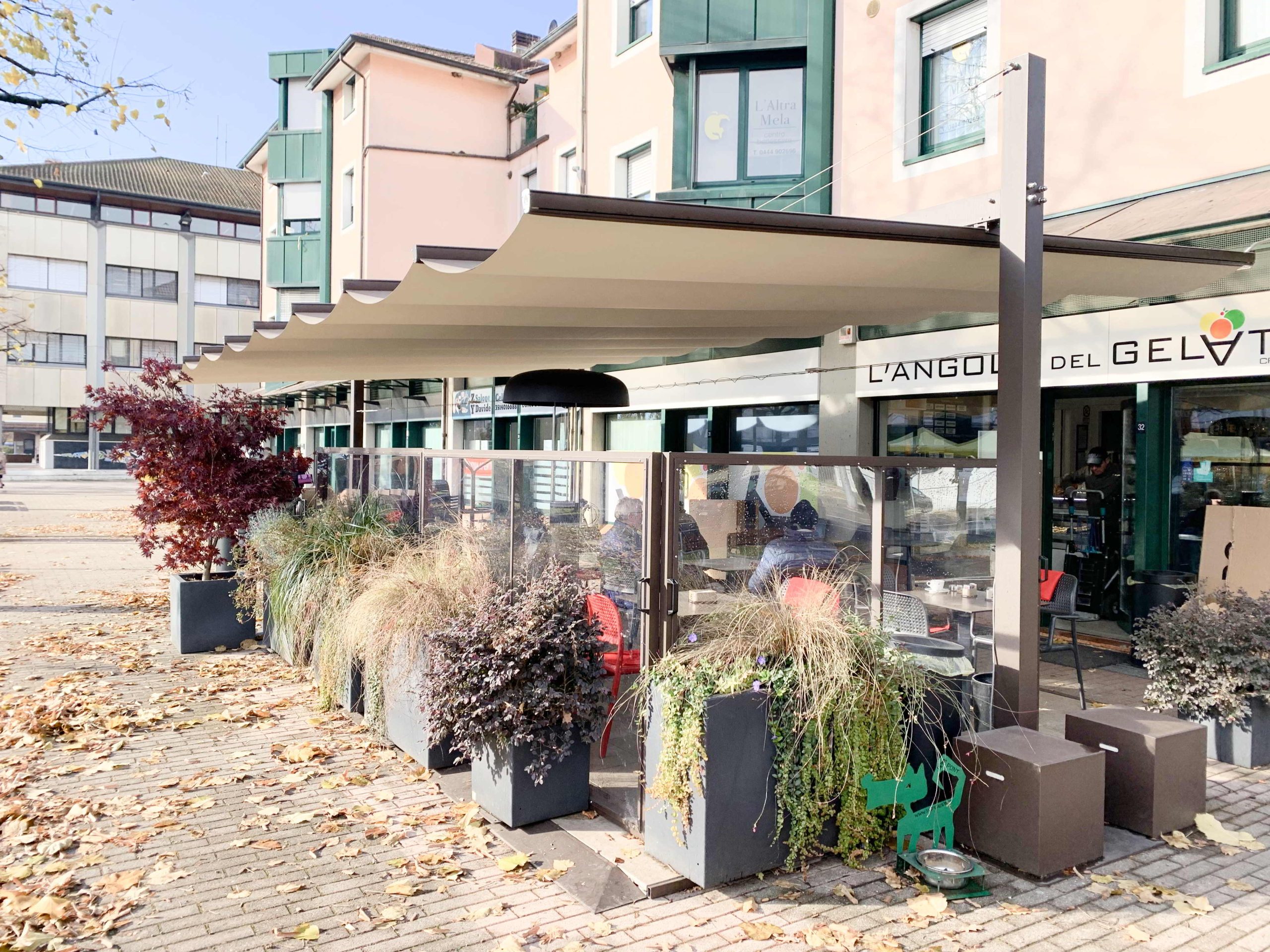 vele scorrevoli ombreggianti per bar ristoranti e gelaterie